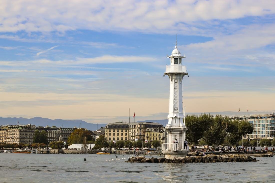 Le phare des Pâquis